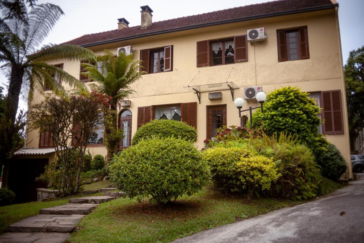 Pousada San Clemente Centro Hotel Грамаду Екстериор снимка